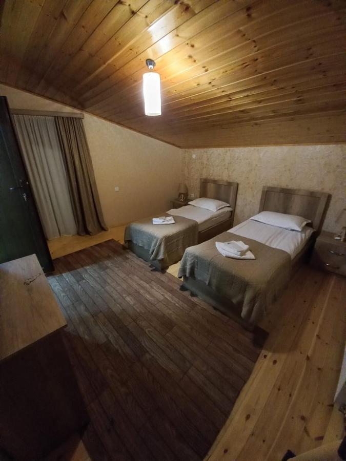 Four Season In Kazbegi Hotel Exterior photo